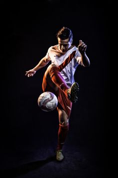 小赢7分也可以，湖人谁都立功了，6人可以入围，詹姆斯以身作则.